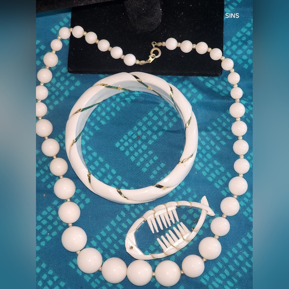 Vintage Mod 60s-70s Curated Set